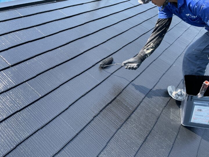 京都市北区のアクリル塗料による屋根塗装：費用相場と最適な屋根塗り替えガイド